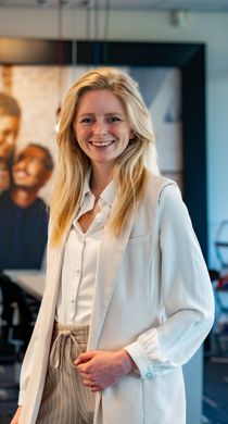 Iris Van Dijk Commercieel Assistent Den Helder