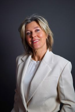 Loes van Wijk, Assistant Hellevoetsluis
