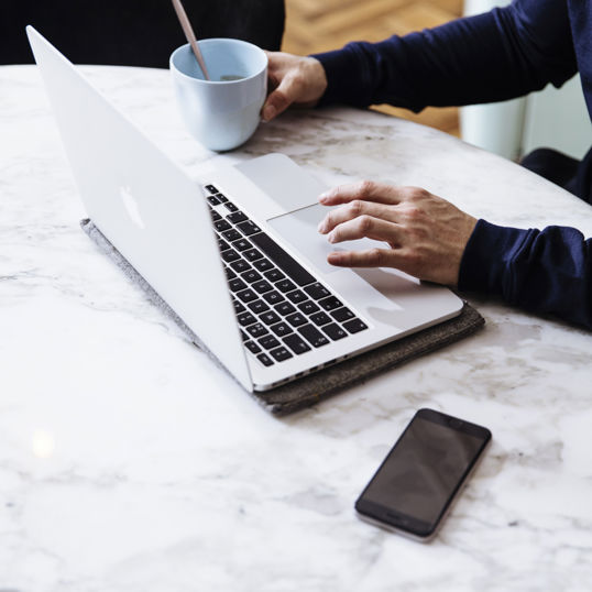 J8a1550 Social Media