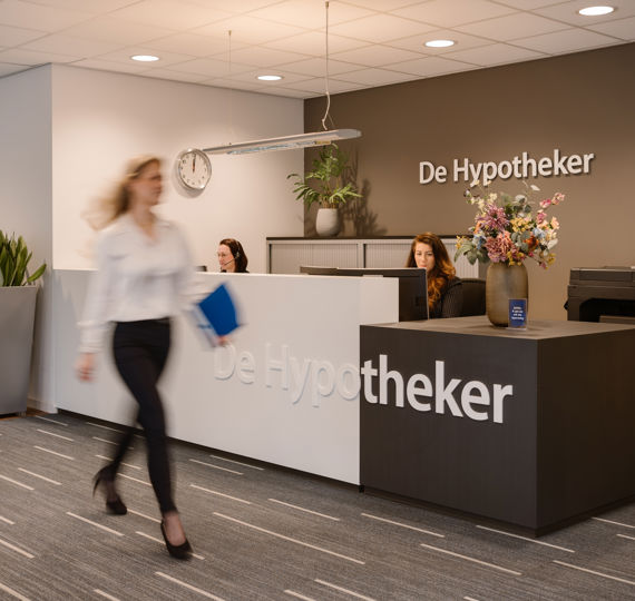 Collega's op de vestiging in Oss