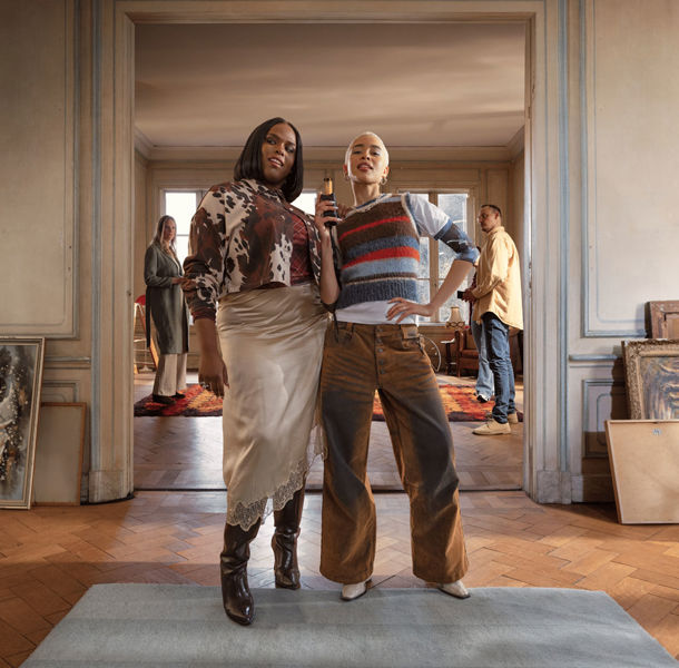 Zelfverzekerde Dames Bezichtigen Woningen Jazeker Gevoel Low Res (2)