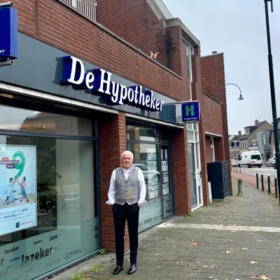 Henk Röthengatter bij zijn oude franchise De Hypotheker Oosterhout