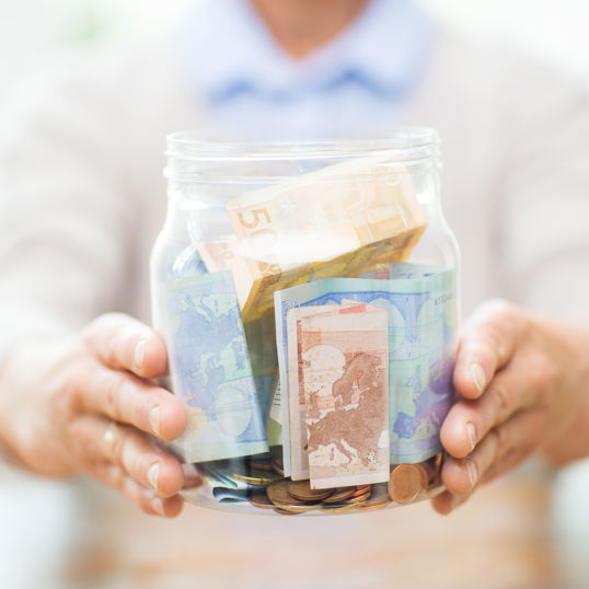 Pot met geld