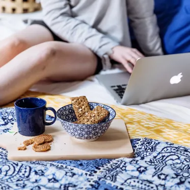 J8a0013 Social Media