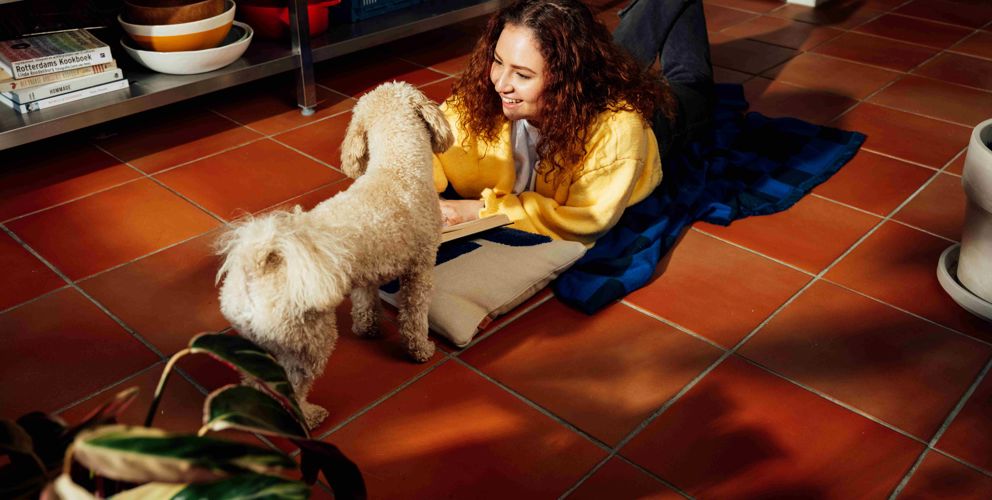 vrouw met hond