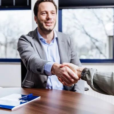 J8a2192 Social Media