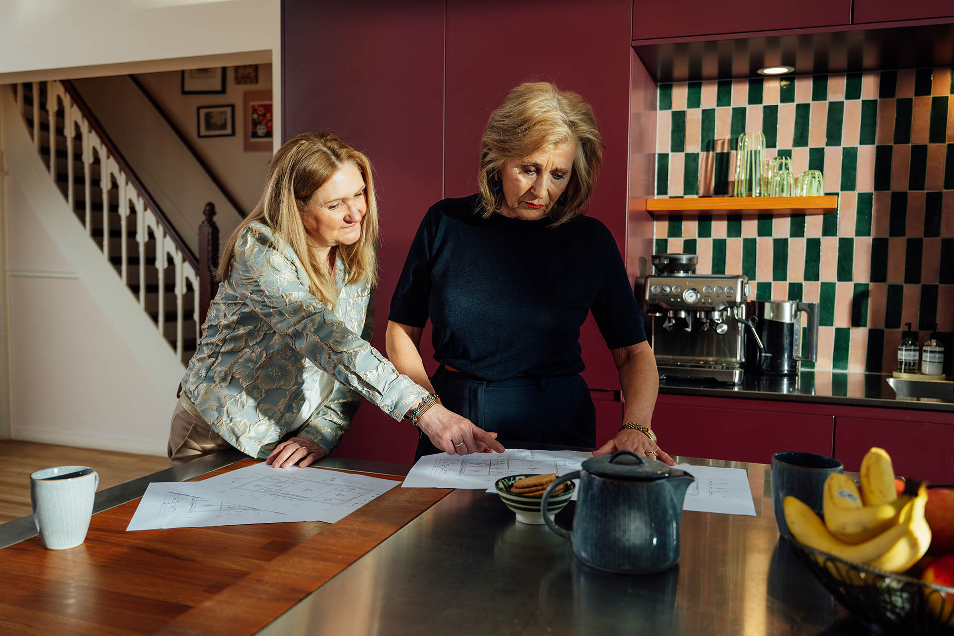 Dames met verbouwplannen