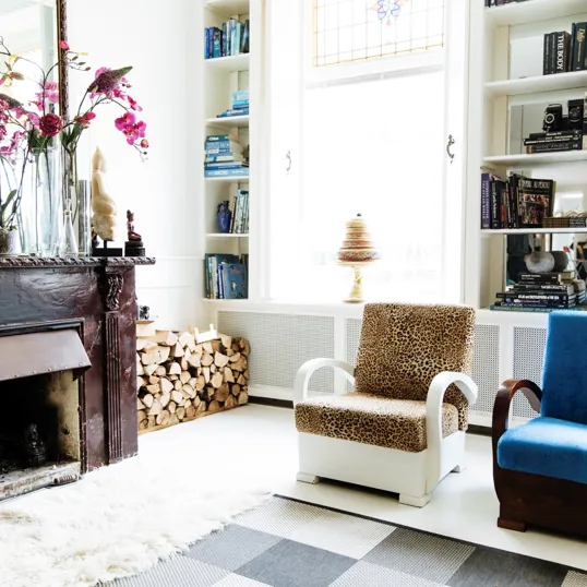 J8a8722 Social Media