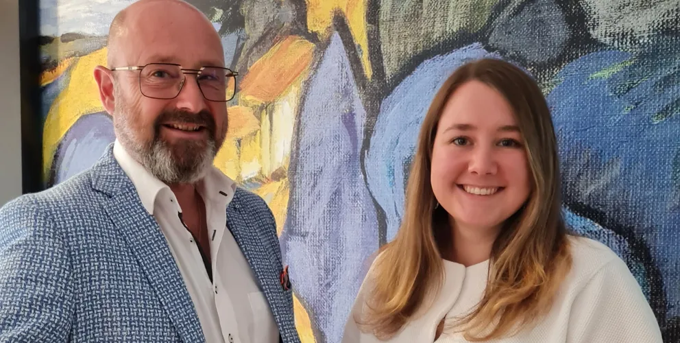 Evert en hypotheekadviseur Imke